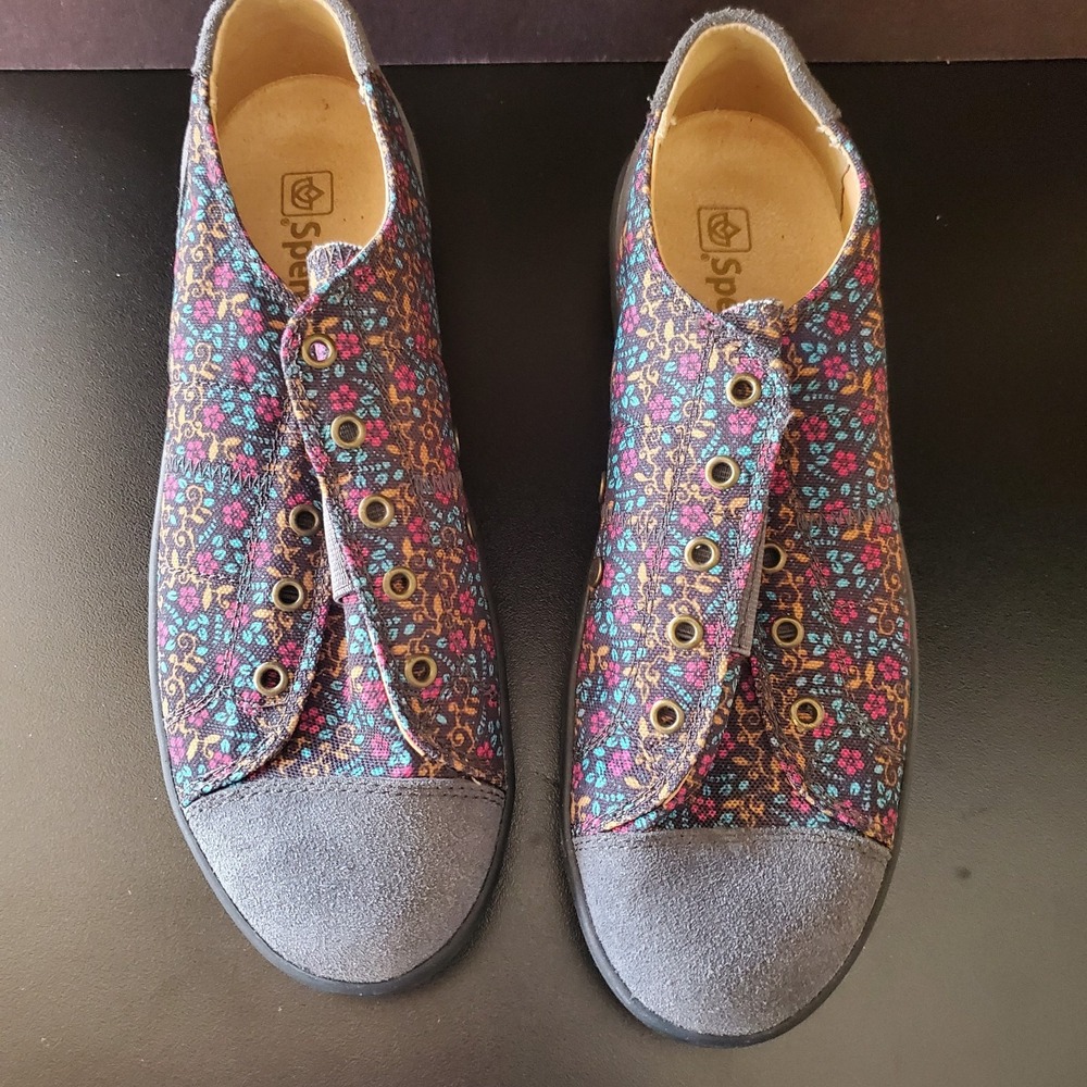 Spenco Womens Malibu 10B Floral Paisley Suede Slip On Sneakers Grey Multi Color
